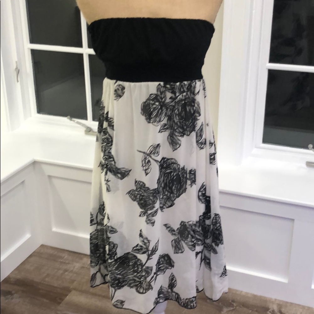 Black floral strapless dress